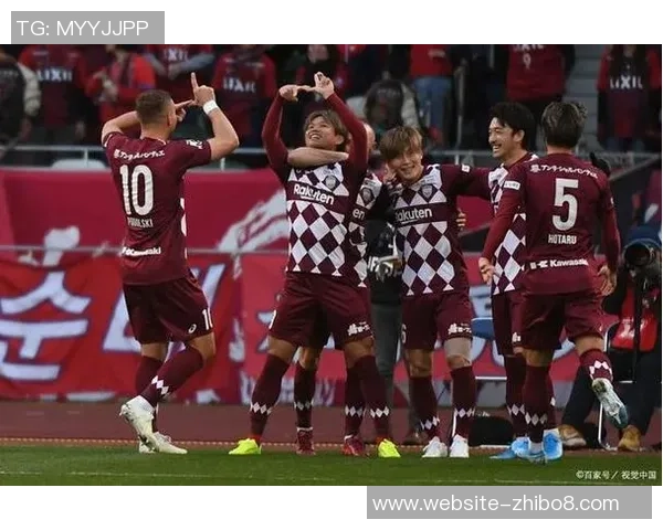 大连人对阵神户胜利船的精彩对决展现足球魅力与团队精神的较量